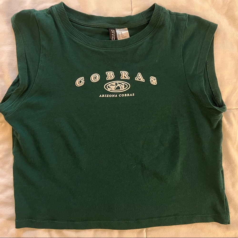 H&M Short Sleeve Cobras Top